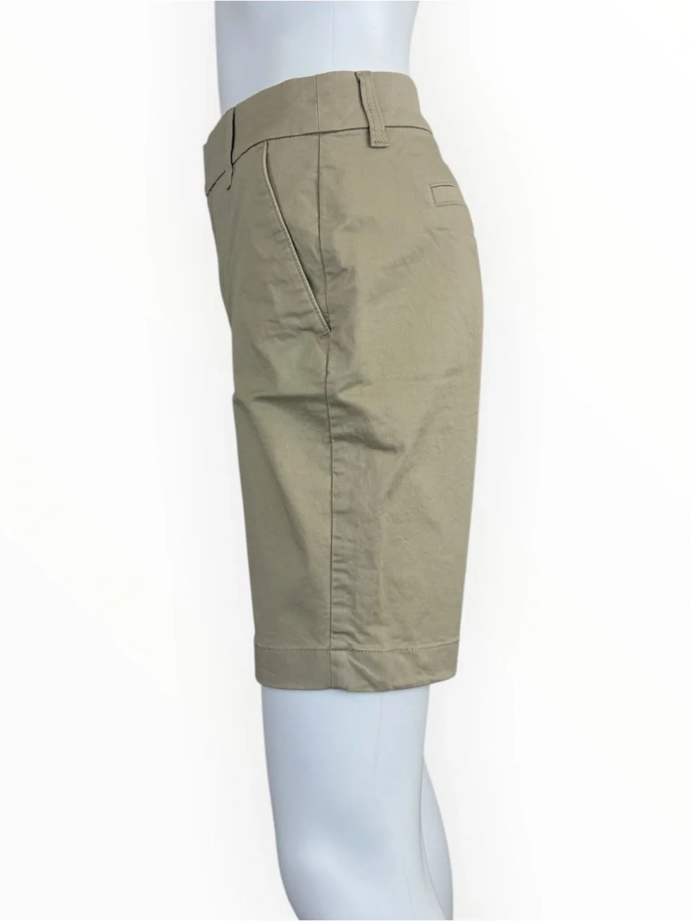 J. Crew NWT Khaki 9” Bermuda Shorts Size 8 P0991